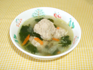 白菜と肉団子スープ